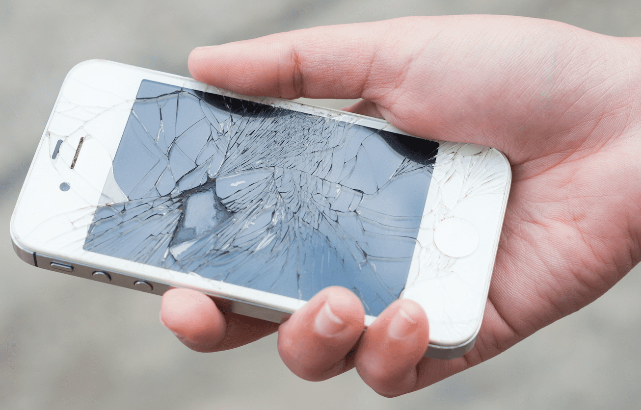 How to repair scratches on mobile phone screen